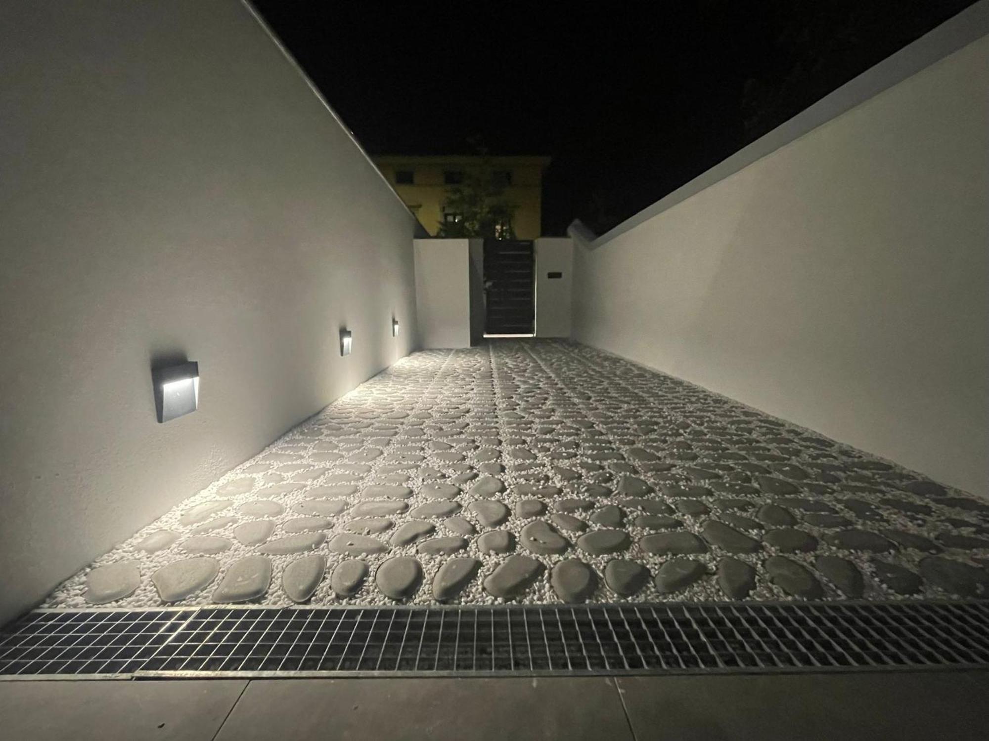 Elisa Apartments B - In Front Of The Walls Of Lucca Exterior photo